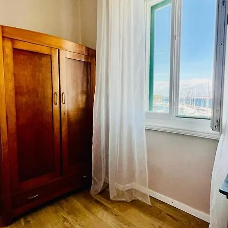 Marta Apartment *